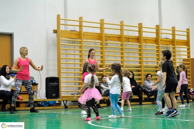 MOZDULJ NYÍREGYHÁZA 2017 gyerekzumba - fotó Szarka Lajos