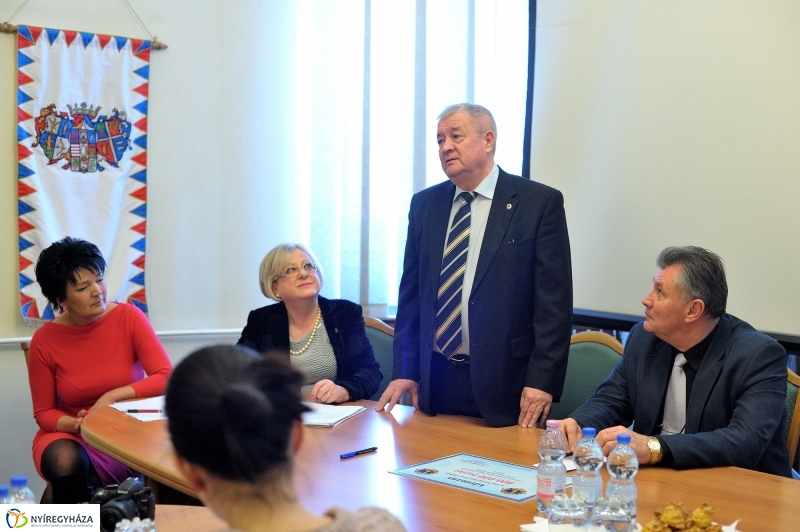 Lions adomány a kórháznak - fotó Szarka Lajos