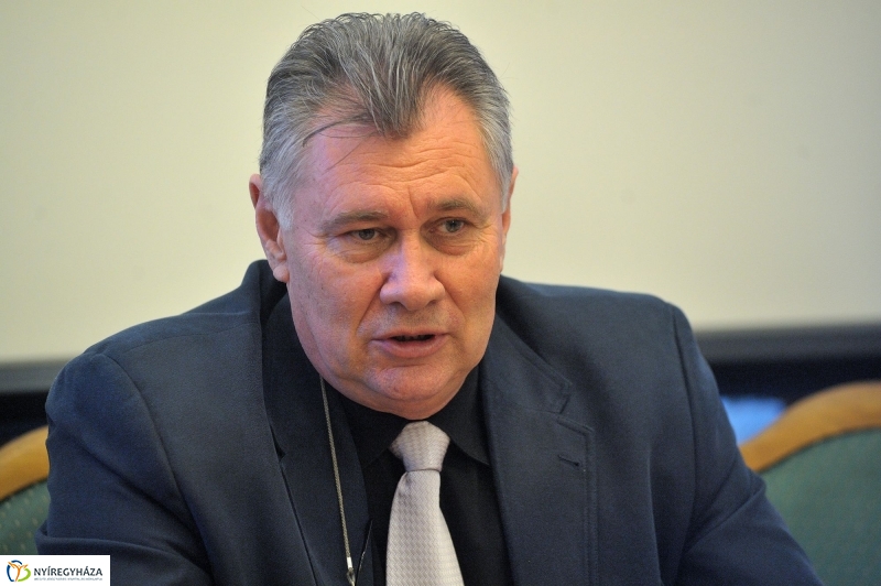 Lions adomány a kórháznak - fotó Szarka Lajos