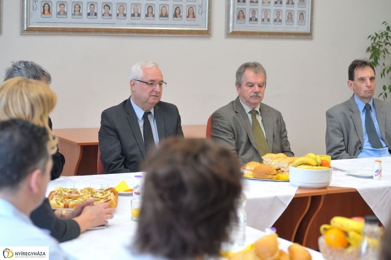 Sajtótájékoztató az Egészségügyi Főiskolán - fotó Szarka Lajos