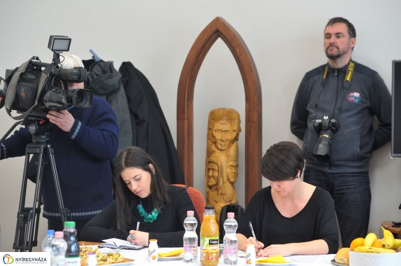 Sajtótájékoztató az Egészségügyi Főiskolán - fotó Szarka Lajos