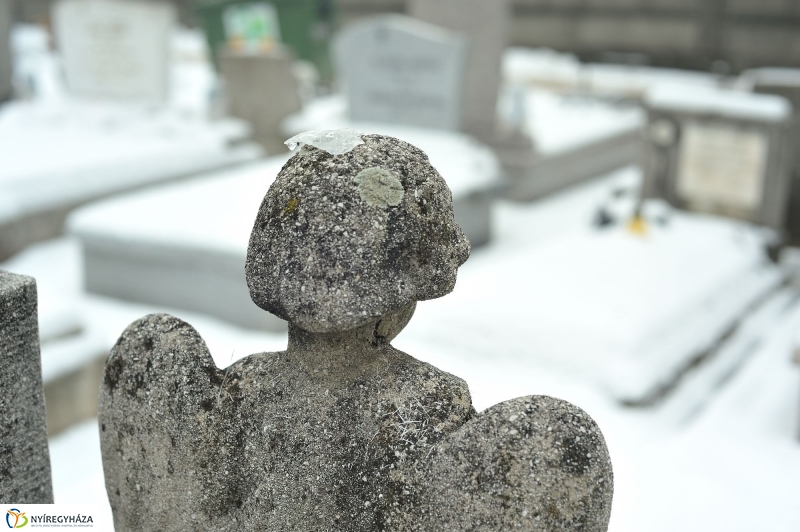 Temető télen - fotó Szarka Lajos