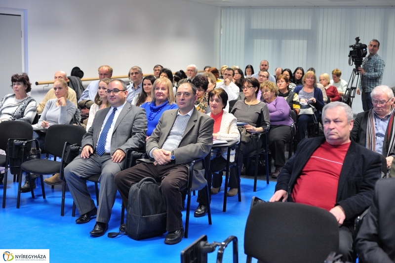 Civil fórum a VMKK-ban - fotó Szarka Lajos