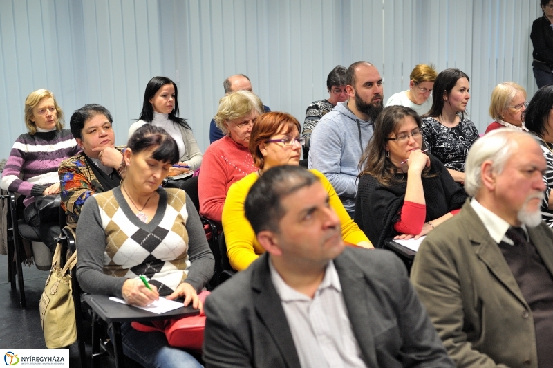 Civil fórum a VMKK-ban - fotó Szarka Lajos