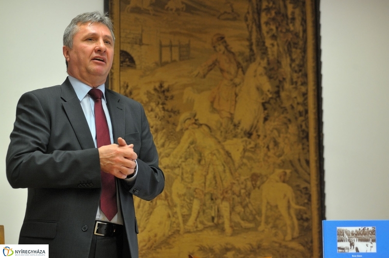 Bene János könyvbemutatója - fotó Szarka Lajos