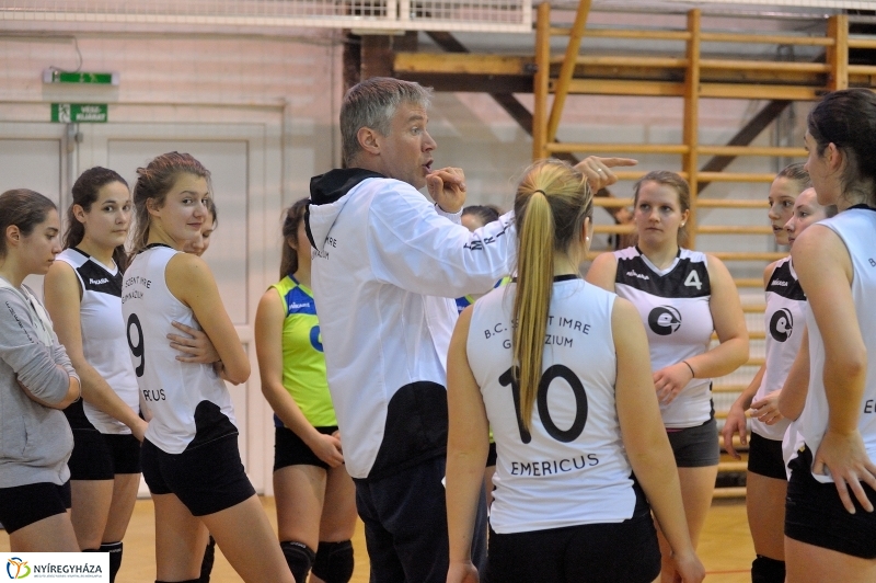 Diákolimpia Leány Röplabda - fotó Szarka Lajos