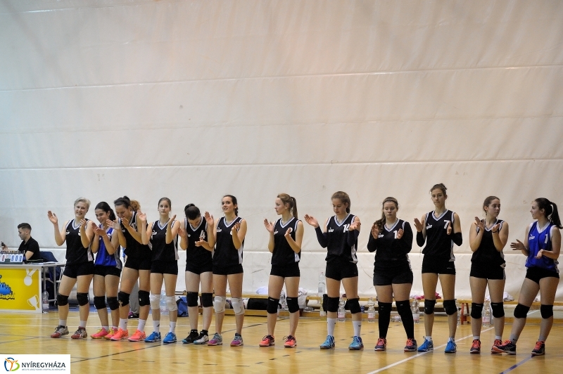 Diákolimpia Leány Röplabda - fotó Szarka Lajos