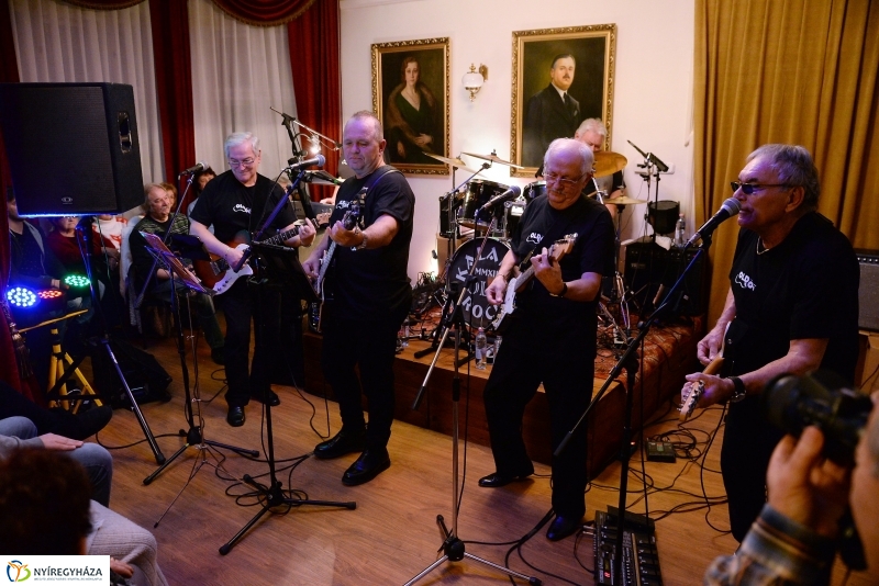 Old Rock és Kaland Old Rock a Bencs Villában