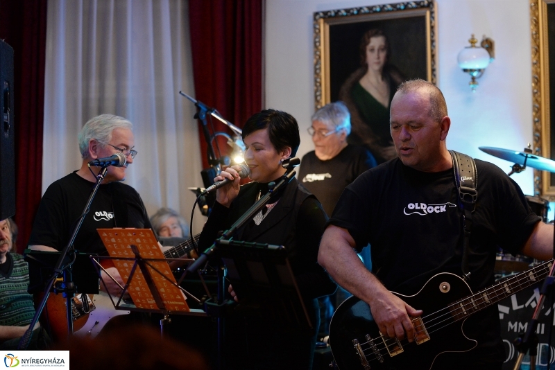 Old Rock és Kaland Old Rock a Bencs Villában