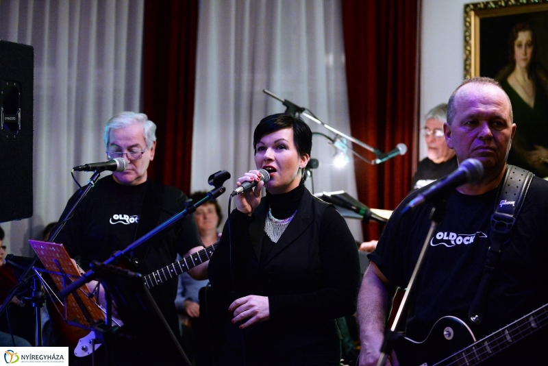 Old Rock és Kaland Old Rock a Bencs Villában