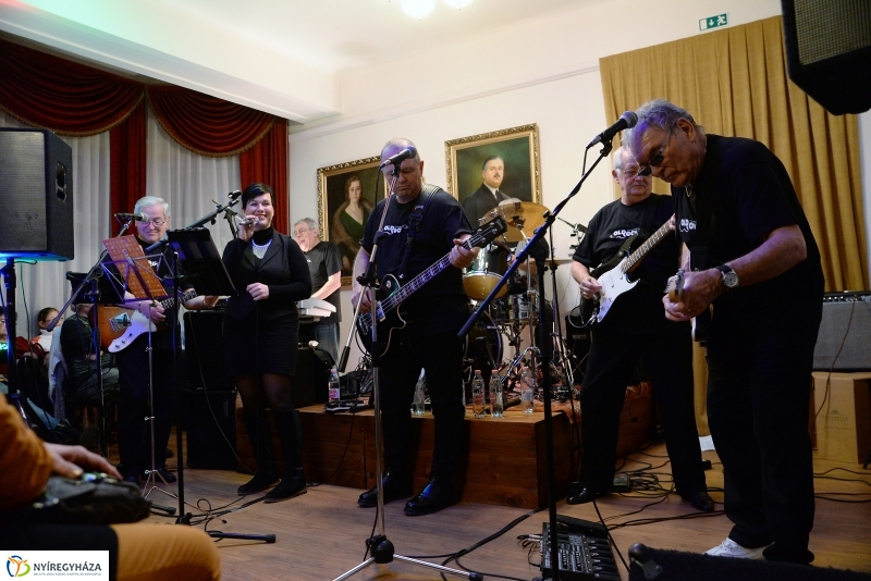 Old Rock és Kaland Old Rock a Bencs Villában