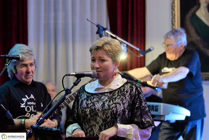 Old Rock és Kaland Old Rock a Bencs Villában