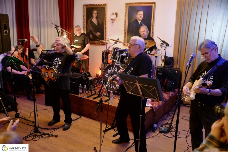 Old Rock és Kaland Old Rock a Bencs Villában