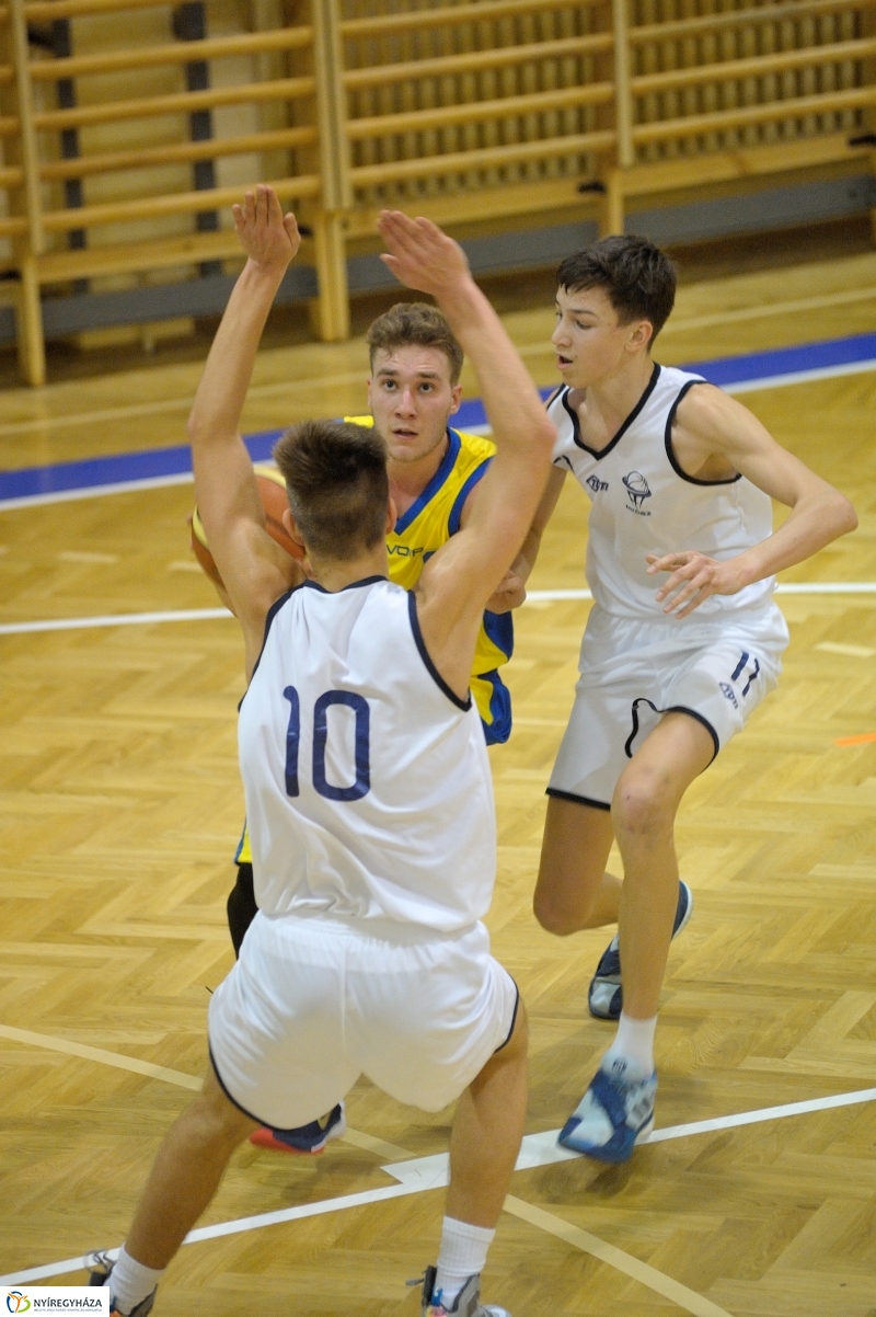 Diákolimpia Fiú Kosárlabda - fotó Szarka Lajos