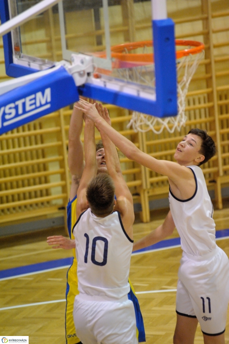 Diákolimpia Fiú Kosárlabda - fotó Szarka Lajos