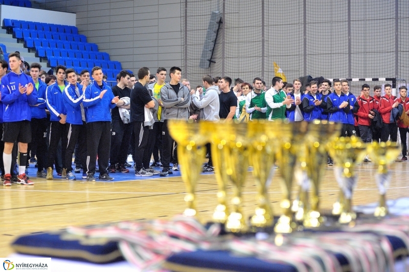 Diákolimpia kézilabda díjazás - fotó Szarka Lajos