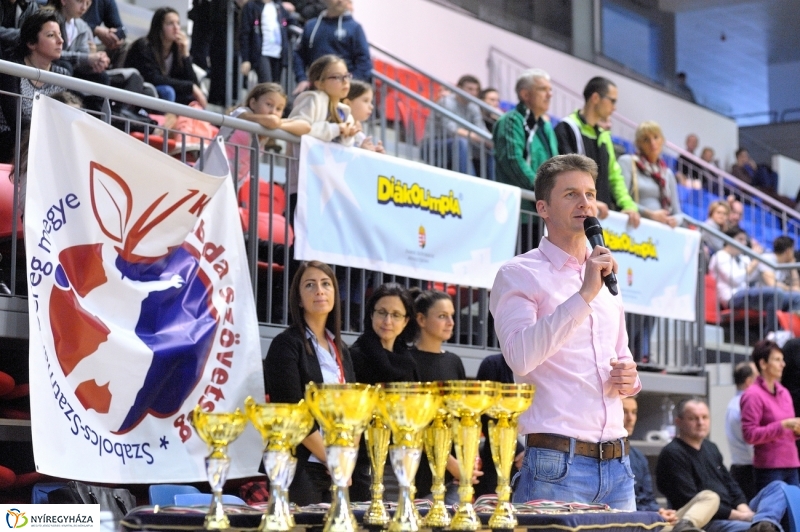 Diákolimpia kézilabda díjazás - fotó Szarka Lajos