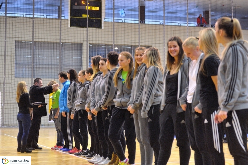 Diákolimpia kézilabda díjazás - fotó Szarka Lajos
