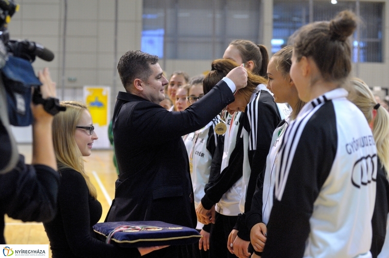 Diákolimpia kézilabda díjazás - fotó Szarka Lajos