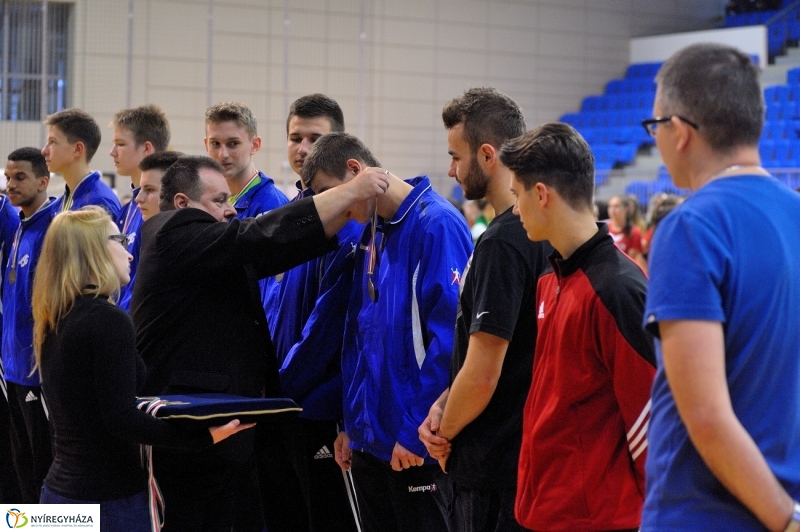 Diákolimpia kézilabda díjazás - fotó Szarka Lajos