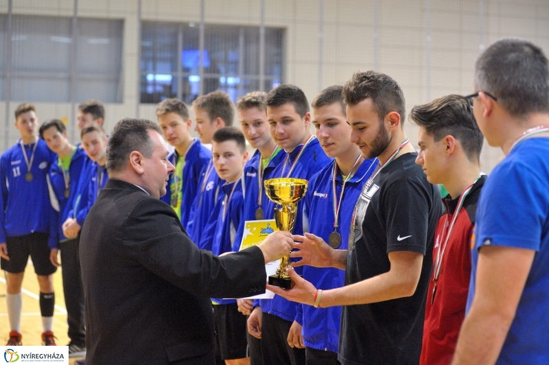 Diákolimpia kézilabda díjazás - fotó Szarka Lajos