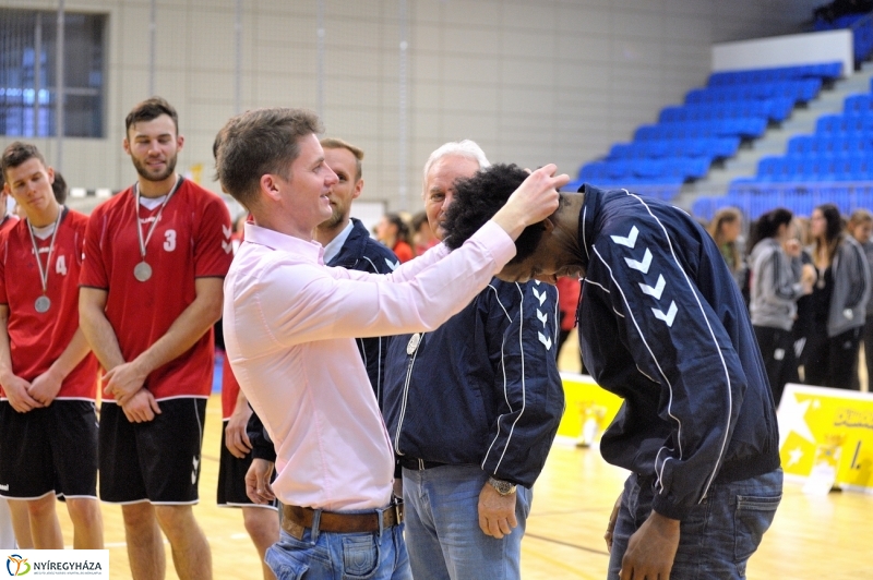 Diákolimpia kézilabda díjazás - fotó Szarka Lajos