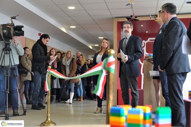 Egyetemi szintű LEGO - fotó Szarka Lajos