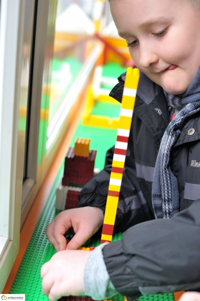 Egyetemi szintű LEGO - fotó Szarka Lajos