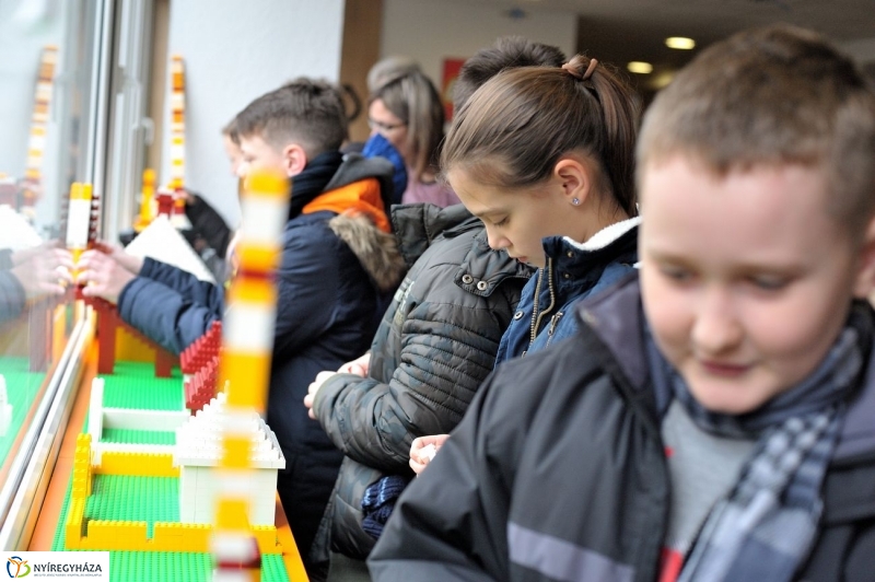 Egyetemi szintű LEGO - fotó Szarka Lajos