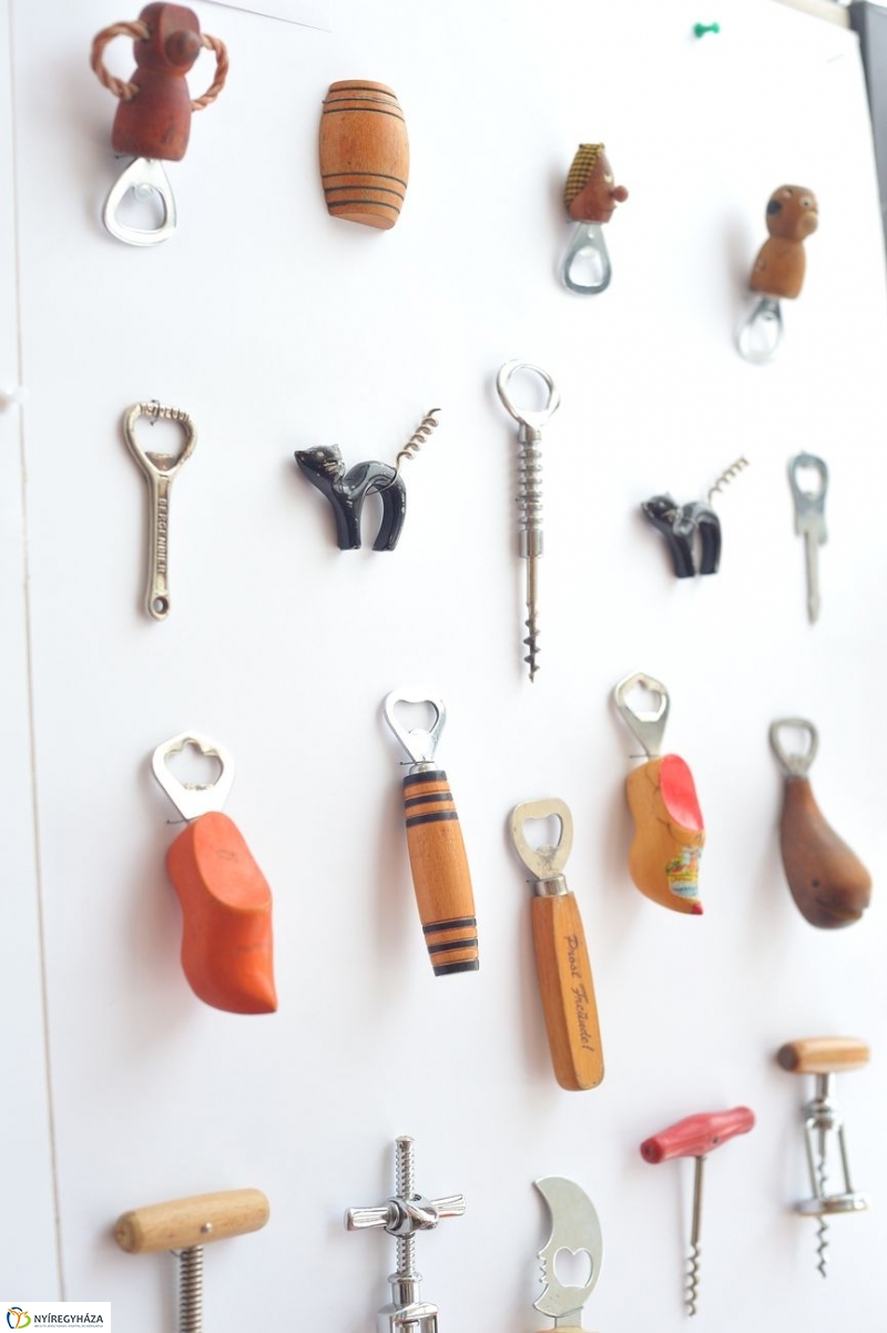 Retro kiállítás a könyvtárban - fotó Szarka Lajos