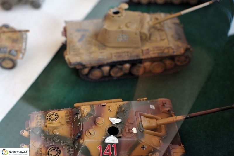 Retro kiállítás a könyvtárban - fotó Szarka Lajos