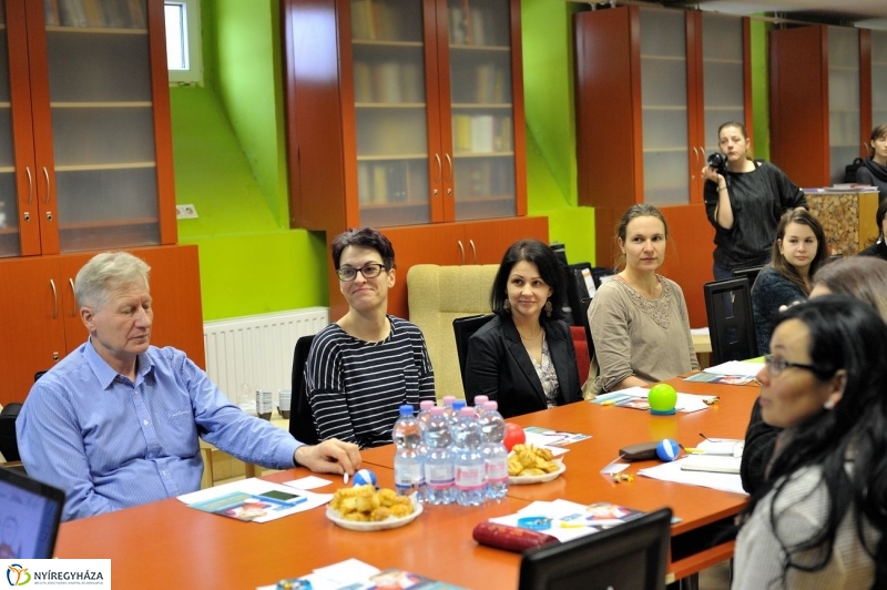 Mindenkinek becsengettek szakmai értekezlet - fotó Szarka Lajos