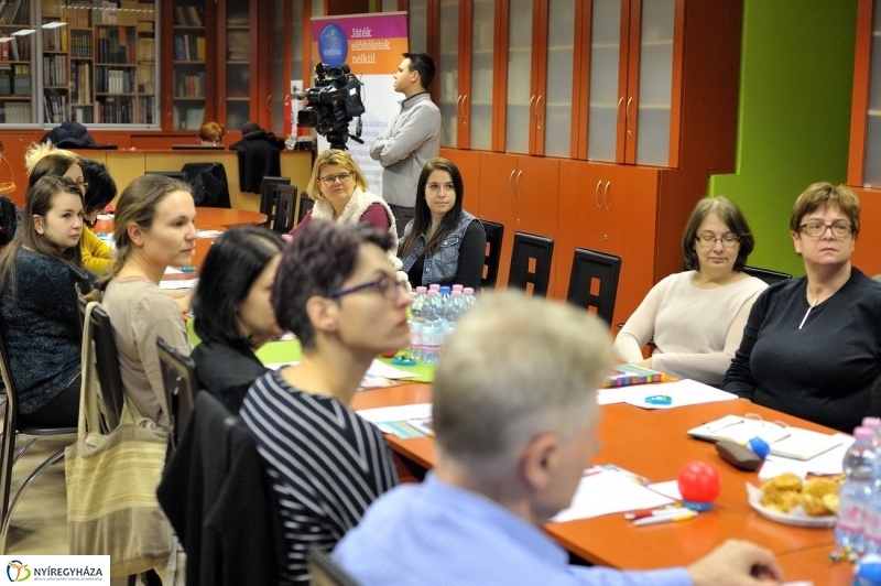 Mindenkinek becsengettek szakmai értekezlet - fotó Szarka Lajos