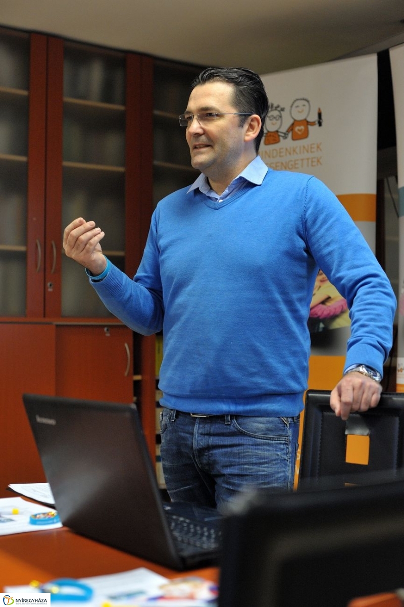 Mindenkinek becsengettek szakmai értekezlet - fotó Szarka Lajos