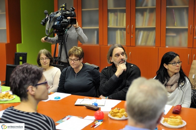 Mindenkinek becsengettek szakmai értekezlet - fotó Szarka Lajos