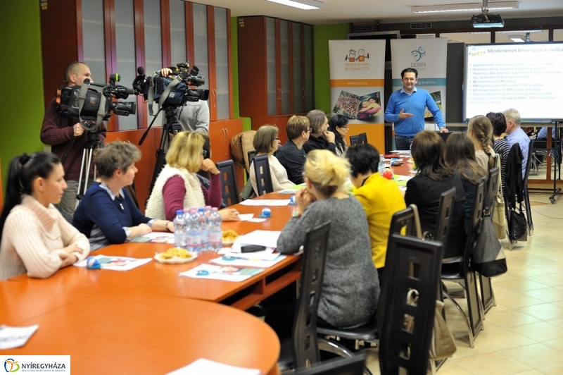 Mindenkinek becsengettek szakmai értekezlet - fotó Szarka Lajos