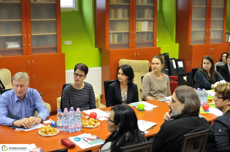 Mindenkinek becsengettek szakmai értekezlet - fotó Szarka Lajos