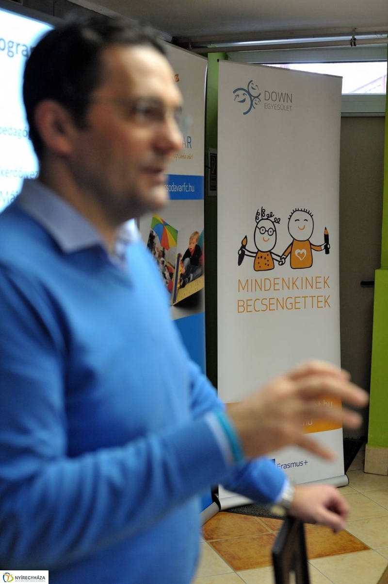 Mindenkinek becsengettek szakmai értekezlet - fotó Szarka Lajos