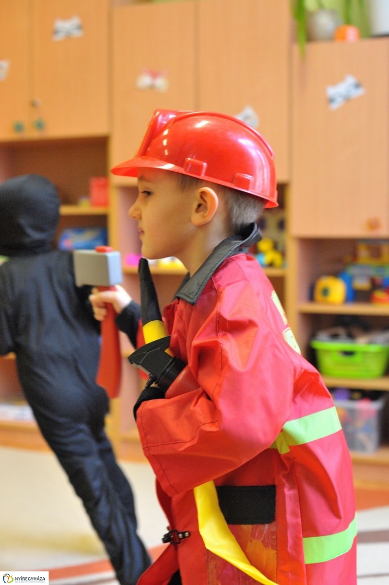 Itt a farsang - fotó Szarka Lajos