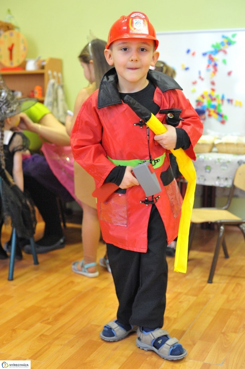 Itt a farsang - fotó Szarka Lajos