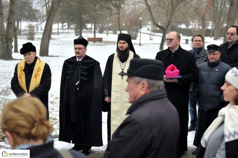 Házaspárok útja Sóstón - fotó Szarka Lajos