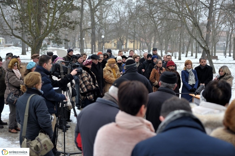 Házaspárok útja Sóstón - fotó Szarka Lajos