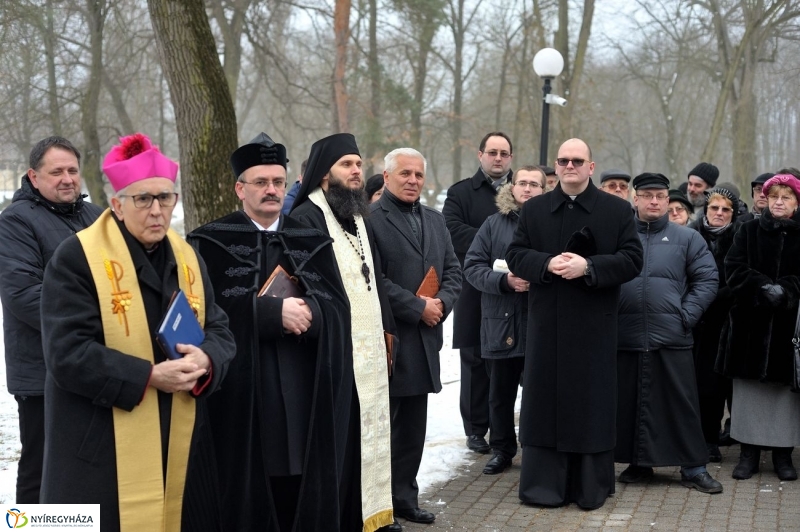 Házaspárok útja Sóstón - fotó Szarka Lajos