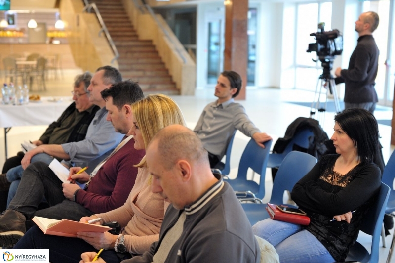 Röplabda sajtótájékoztató - fotó Szarka Lajos