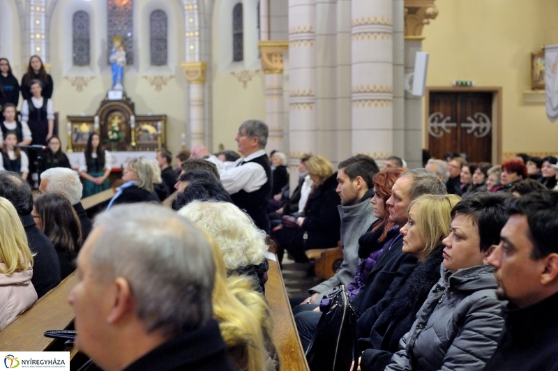 Jótékonysági koncert a székesegyházban - fotó Szarka Lajos