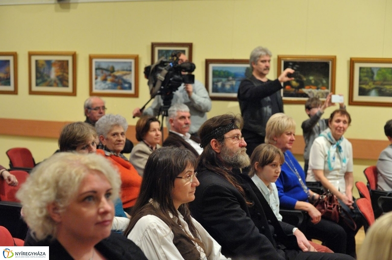 Szablyát rántottak - fotó Szarka Lajos