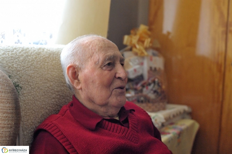 Szépkorú köszöntése - Opre Sándor - fotó Szarka Lajos