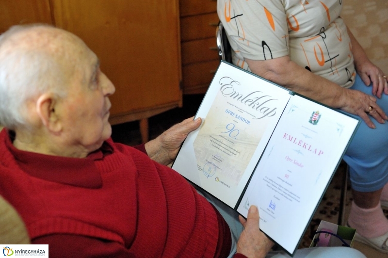 Szépkorú köszöntése - Opre Sándor - fotó Szarka Lajos