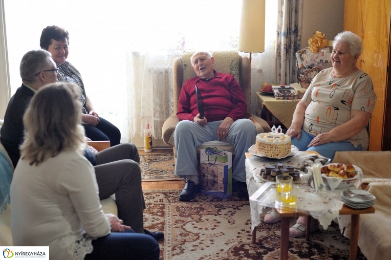 Szépkorú köszöntése - Opre Sándor - fotó Szarka Lajos