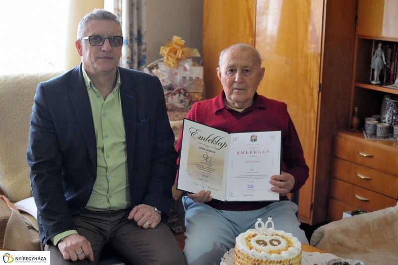 Szépkorú köszöntése - Opre Sándor - fotó Szarka Lajos